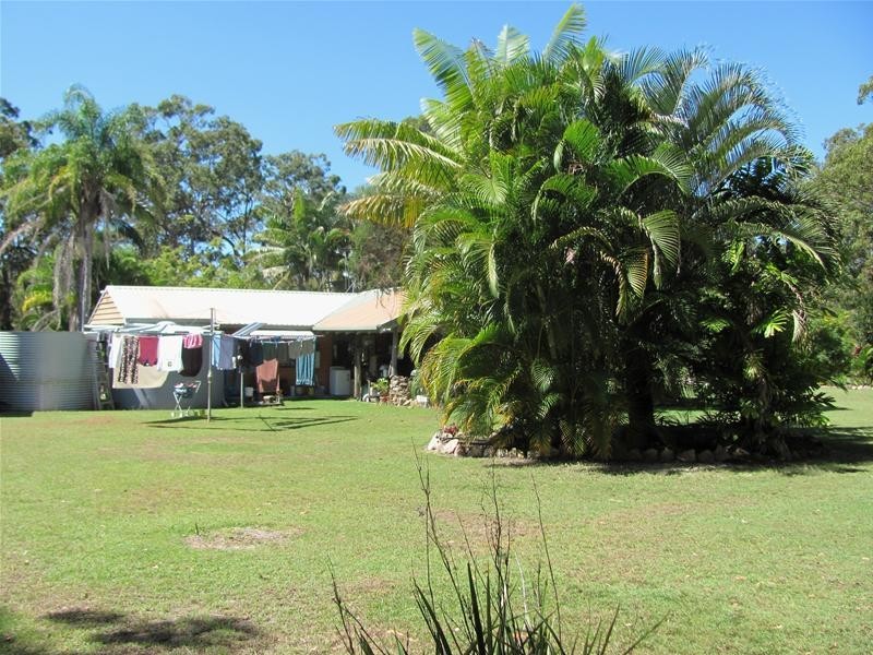 296 Lindy Drive, Rules Beach QLD 4674