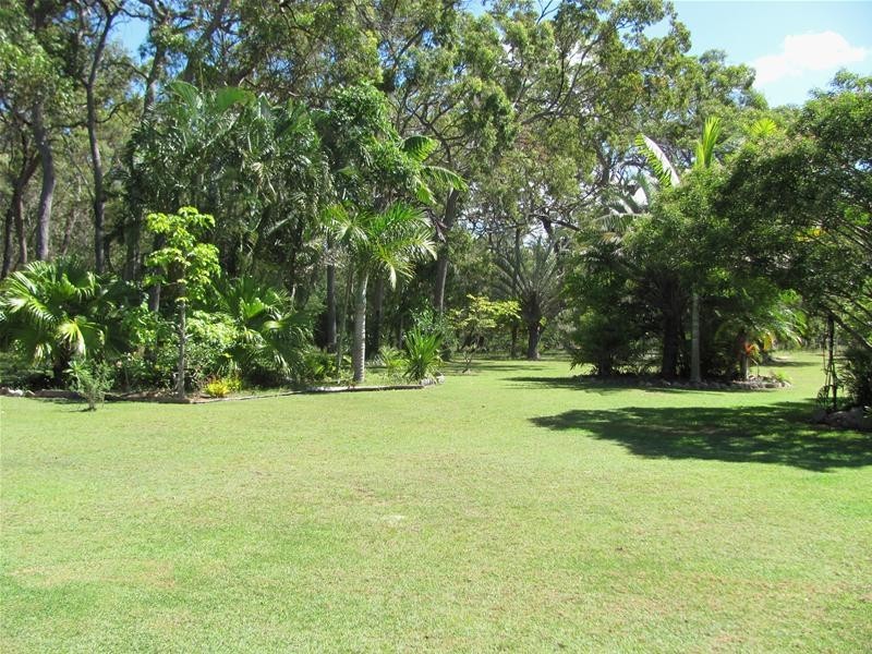 296 Lindy Drive, Rules Beach QLD 4674