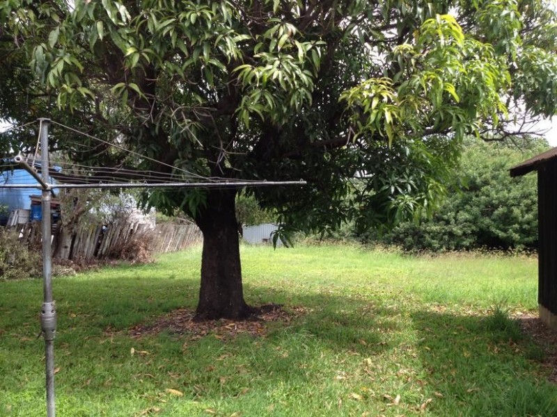 11 Alexander Street, Bundaberg East QLD 4670