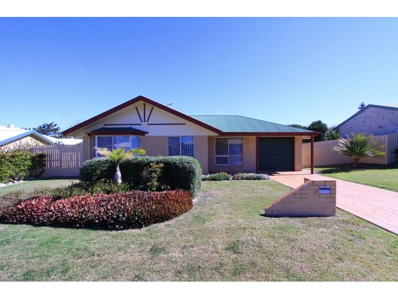 7 Shoreline Crescent, Bargara QLD 4670