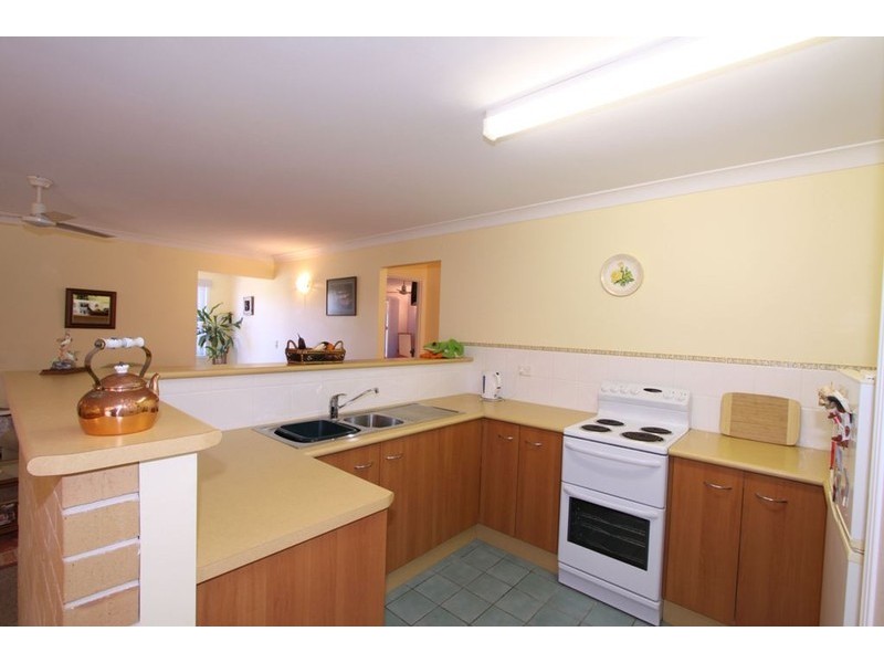 7 Shoreline Crescent, Bargara QLD 4670