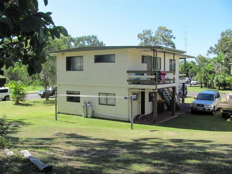 2 Jeffrey Court, Agnes Water QLD 4677