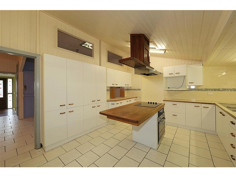 25 Gavegan Street, Bundaberg North QLD 4670