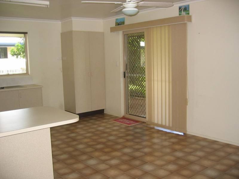 1 Club Avenue, Moore Park Beach QLD 4670