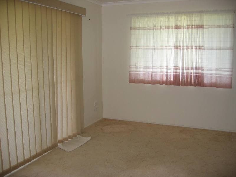 1 Club Avenue, Moore Park Beach QLD 4670