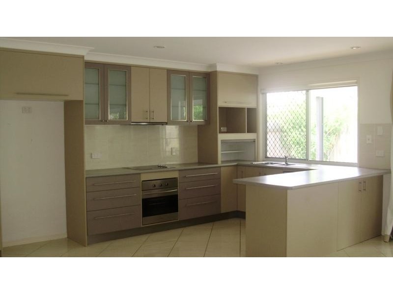 2/47 Powers Street, Bundaberg West QLD 4670