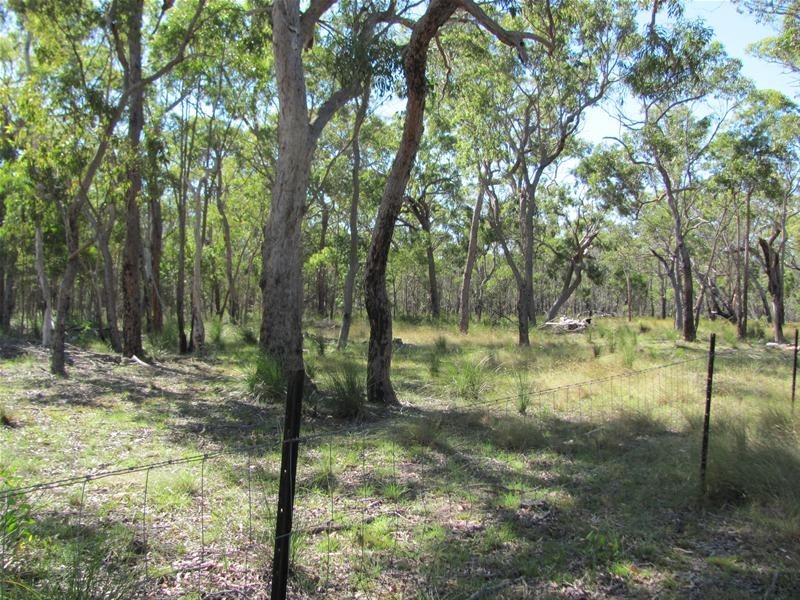 40 Matchbox Road, Deepwater QLD 4674