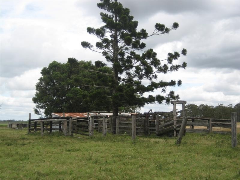 Sharon QLD 4670