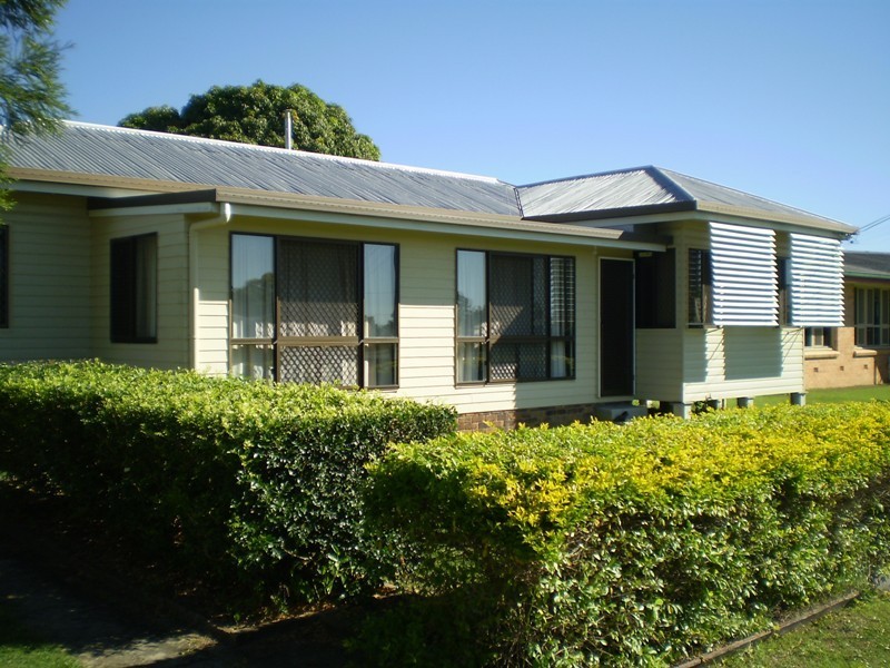 65 Svensson Street, Svensson Heights QLD 4670