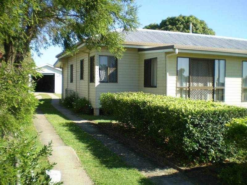 65 Svensson Street, Svensson Heights QLD 4670