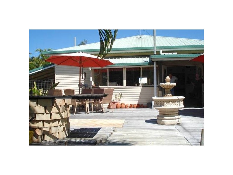 15 Theodore Street, Bundaberg QLD 4670