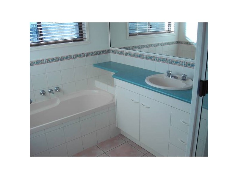 Elliott Heads QLD 4670