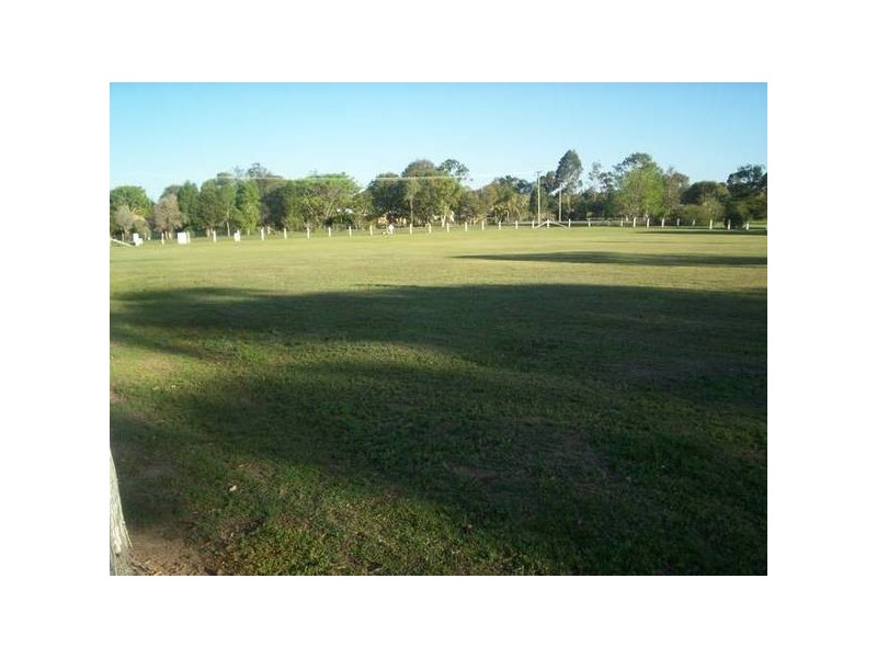 Sharon QLD 4670