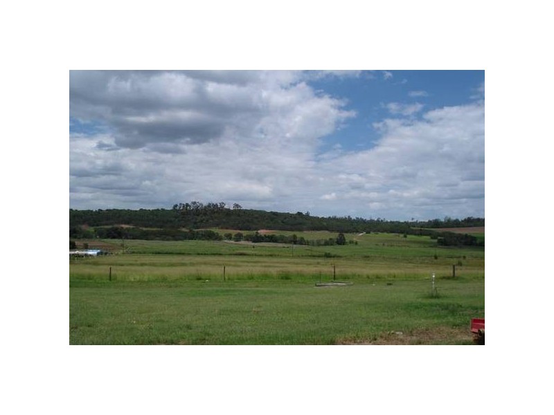 Redhill Farms QLD 4671