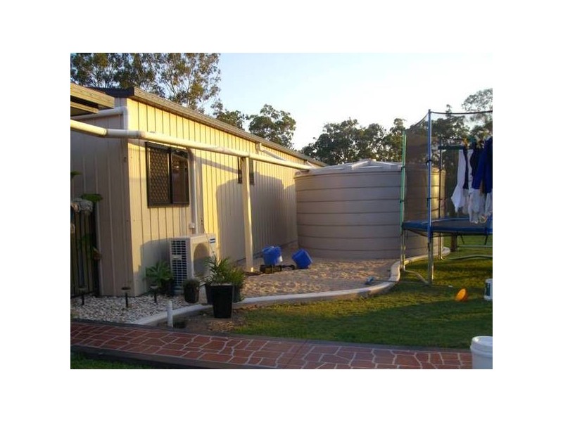 Sharon QLD 4670