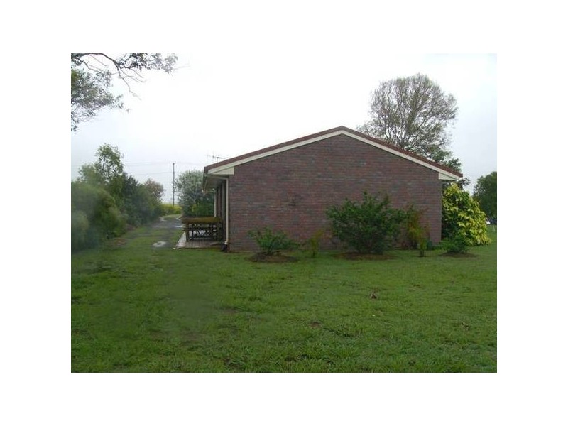Innes Park QLD 4670