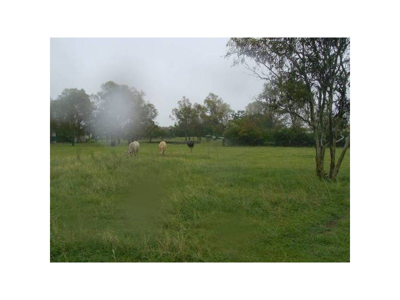 Innes Park QLD 4670