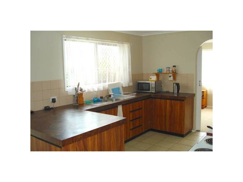 27 Pizzey Street, Bundaberg QLD 4670