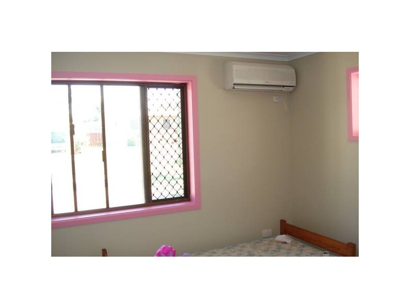 27 Pizzey Street, Bundaberg QLD 4670