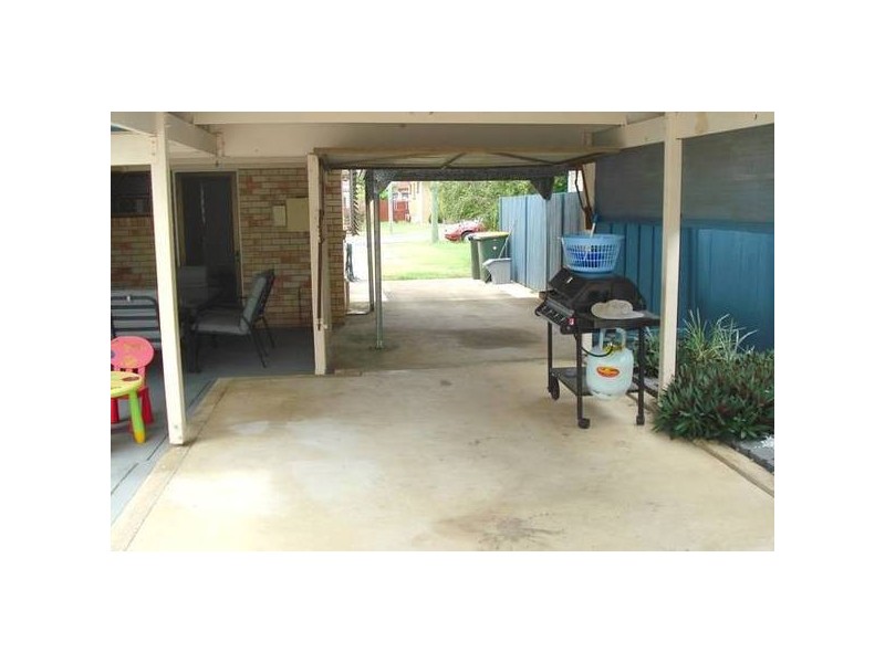 27 Pizzey Street, Bundaberg QLD 4670