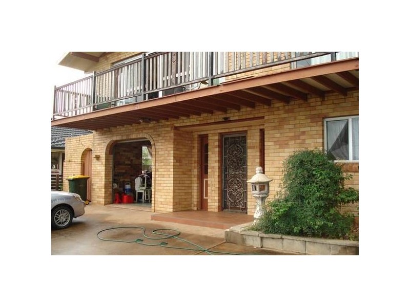 13 Heathwood Crescent, Qunaba QLD 4670