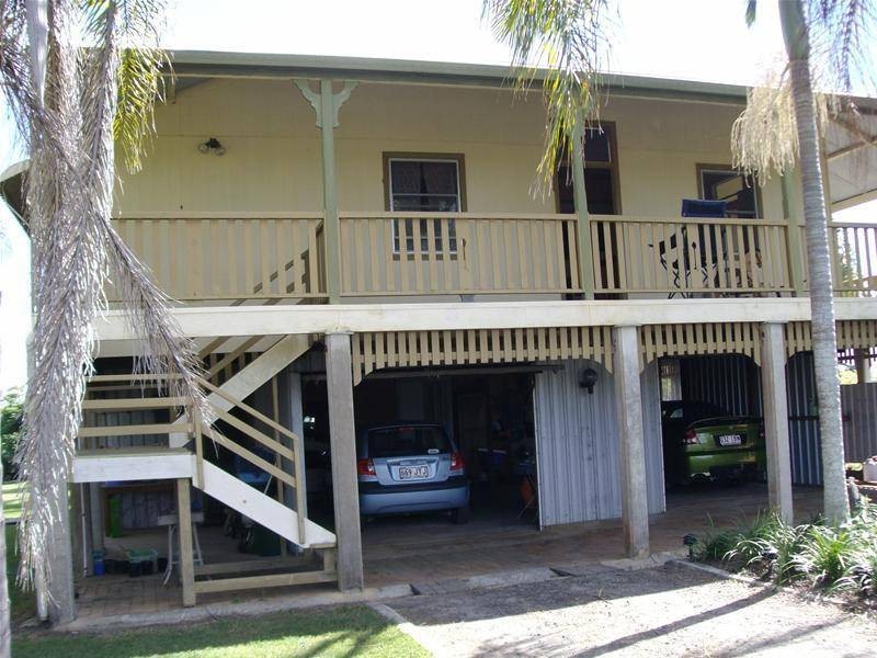 Moore Park Beach QLD 4670