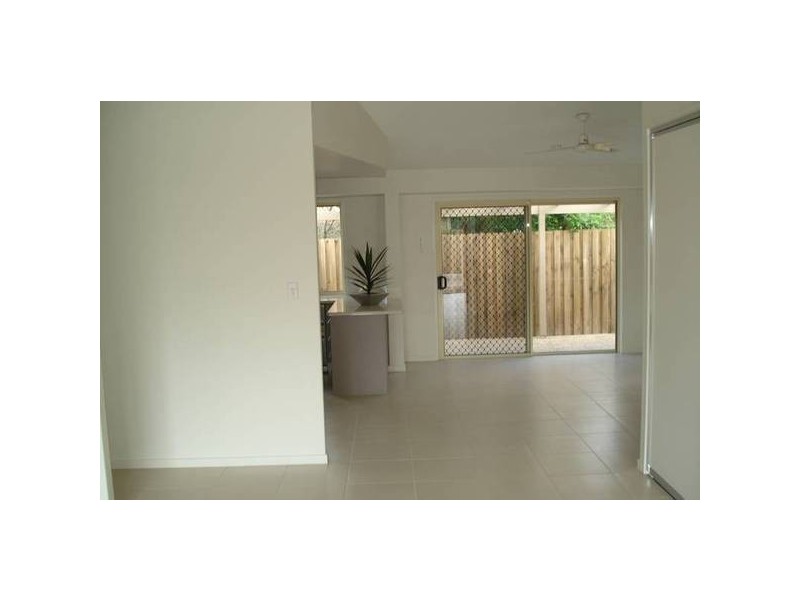 Avenell Heights QLD 4670