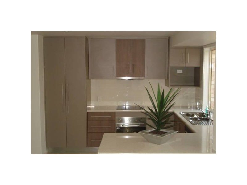 Avenell Heights QLD 4670