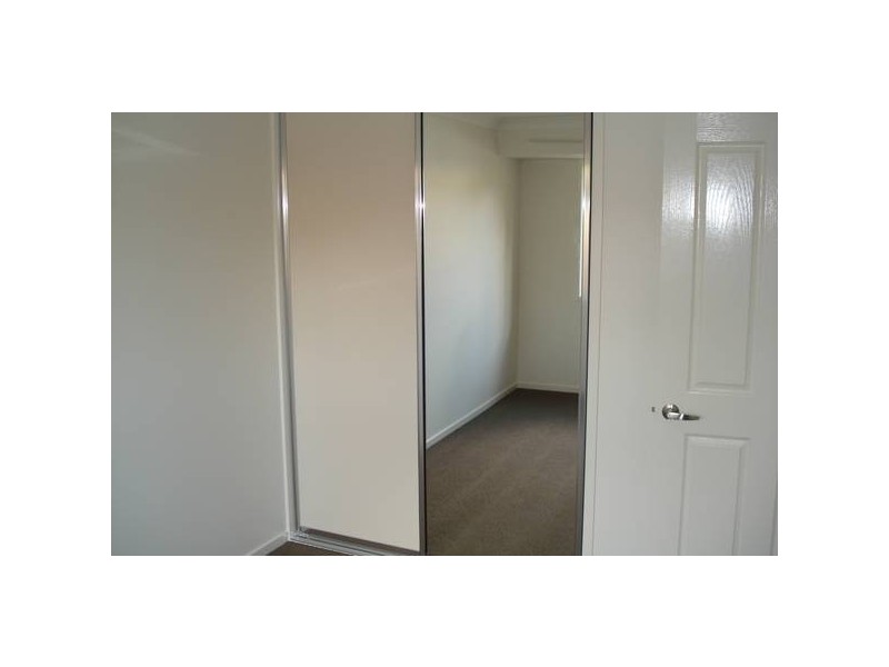 Avenell Heights QLD 4670