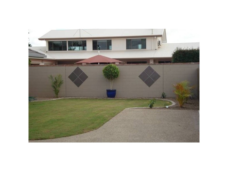 Avenell Heights QLD 4670