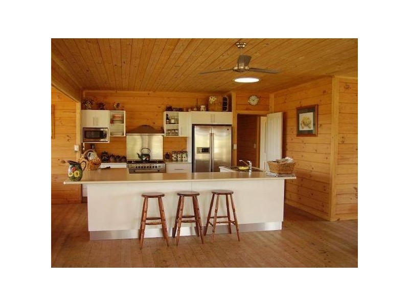 Lowmead QLD 4676