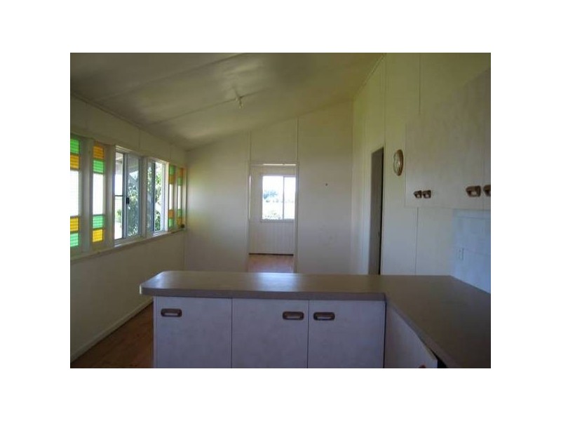 Sharon QLD 4670