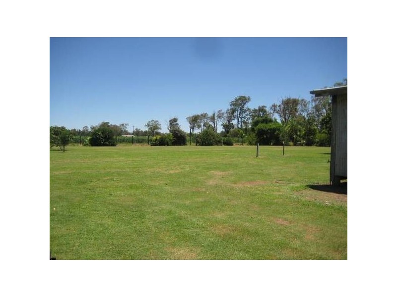 Sharon QLD 4670