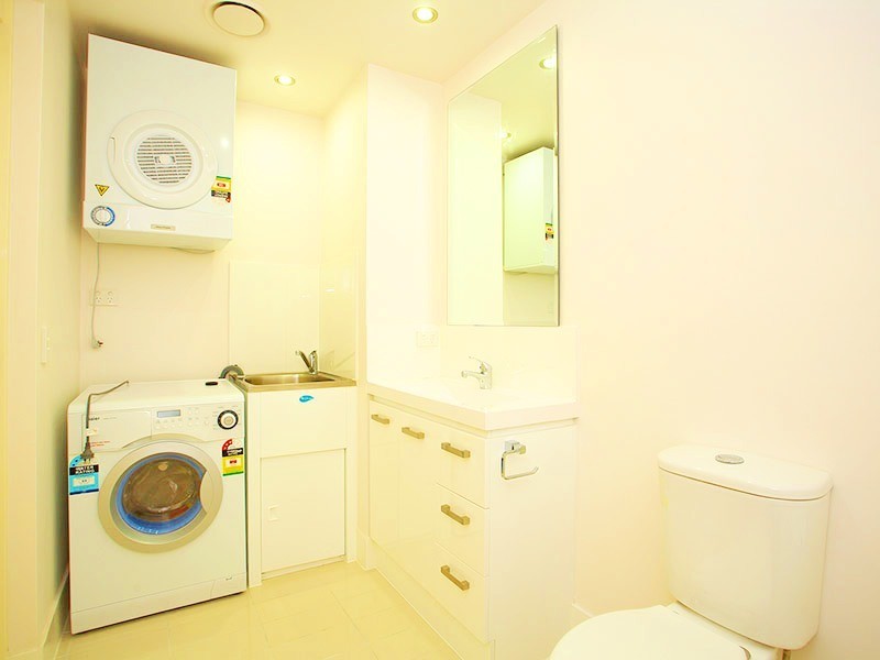 B1a/28 Ferry Road, West End QLD 4101