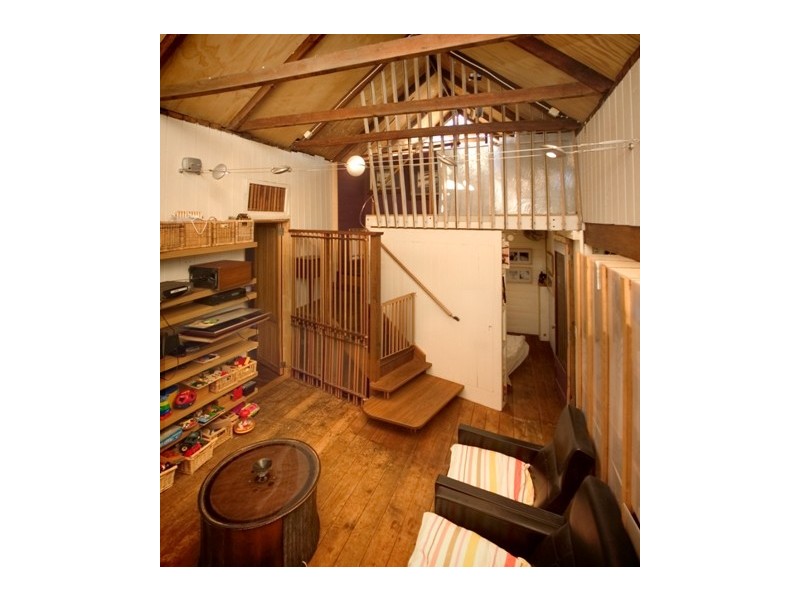 24 Avebury Street, West End QLD 4101