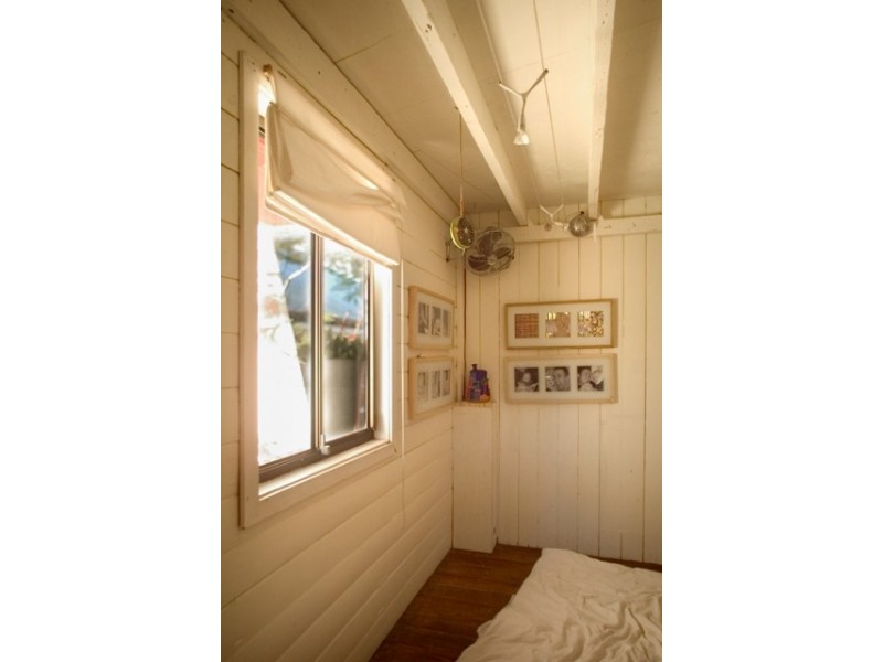 24 Avebury Street, West End QLD 4101