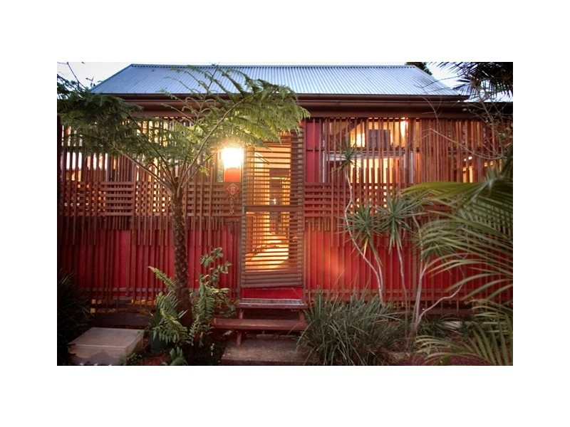 24 Avebury Street, West End QLD 4101