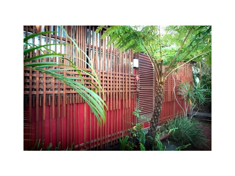 24 Avebury Street, West End QLD 4101