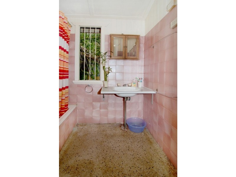 18 Forbes Street, West End QLD 4101