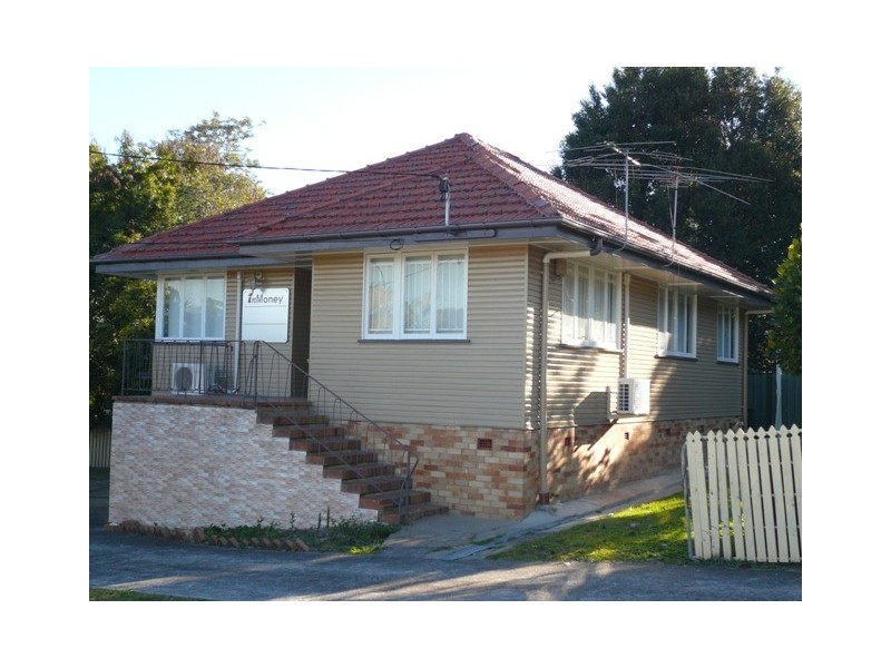 2 School Road, Yeronga QLD 4104