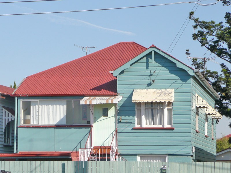 107 Old Cleveland Road, Greenslopes QLD 4120