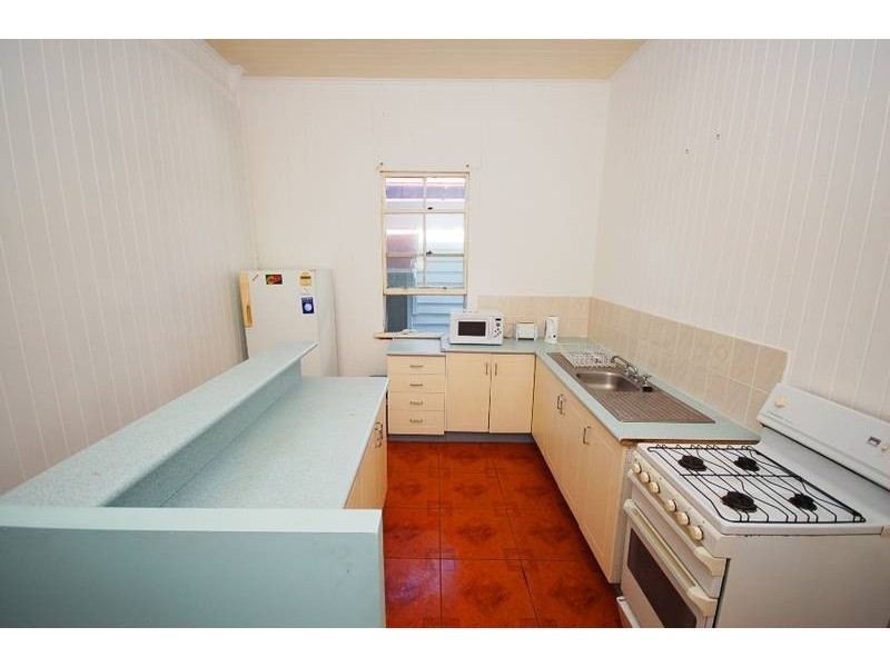 107 Old Cleveland Road, Greenslopes QLD 4120