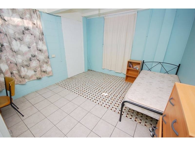 107 Old Cleveland Road, Greenslopes QLD 4120