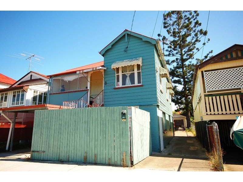 107 Old Cleveland Road, Greenslopes QLD 4120