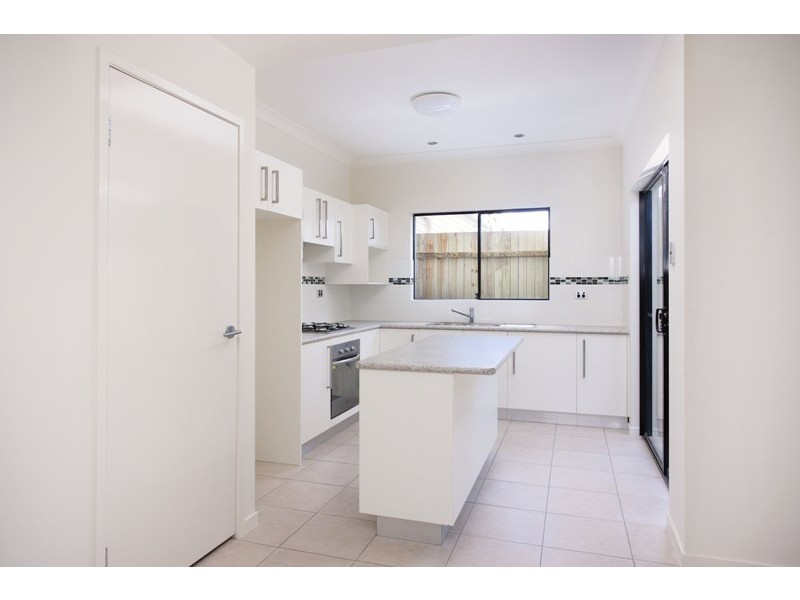 1/116 Juliette Street, Greenslopes QLD 4120