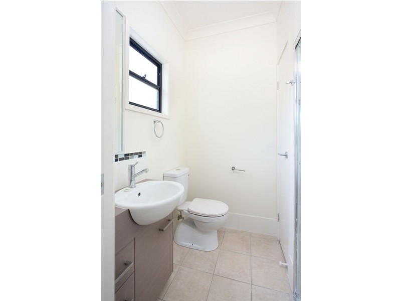 1/116 Juliette Street, Greenslopes QLD 4120