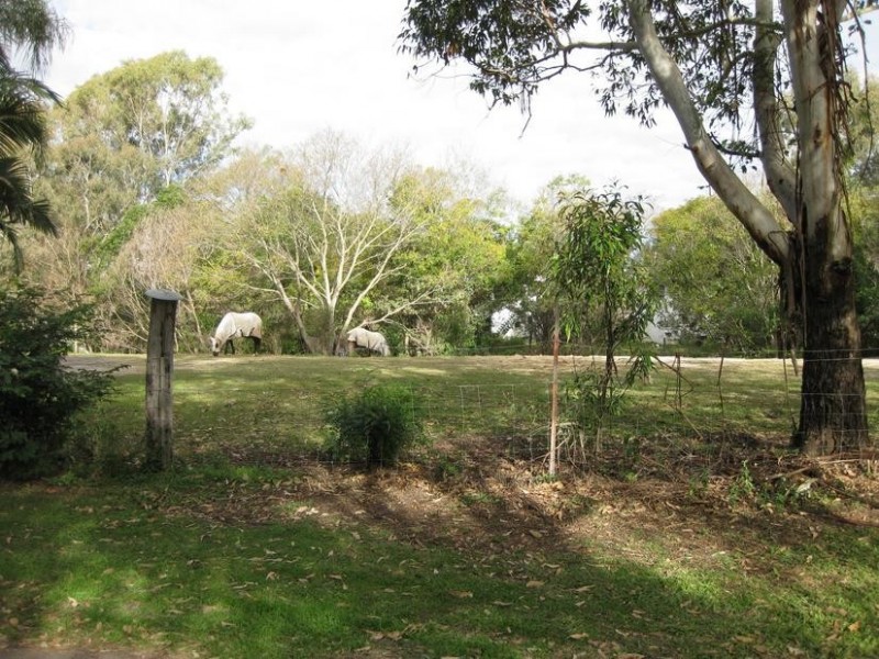 40 Logan Avenue, Oxley QLD 4075