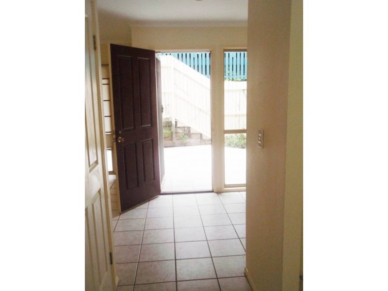 8/10 Beaconsfield Street, Highgate Hill QLD 4101