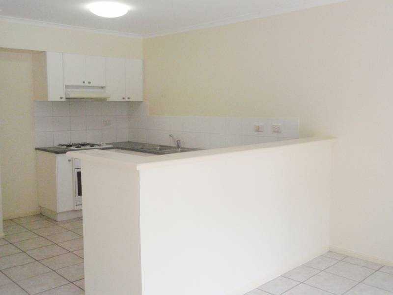 8/10 Beaconsfield Street, Highgate Hill QLD 4101