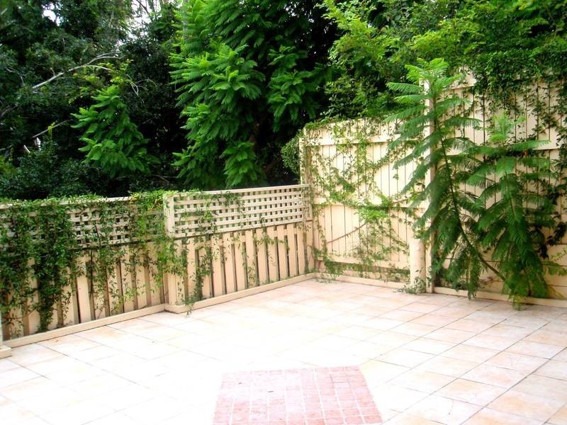 8/10 Beaconsfield Street, Highgate Hill QLD 4101